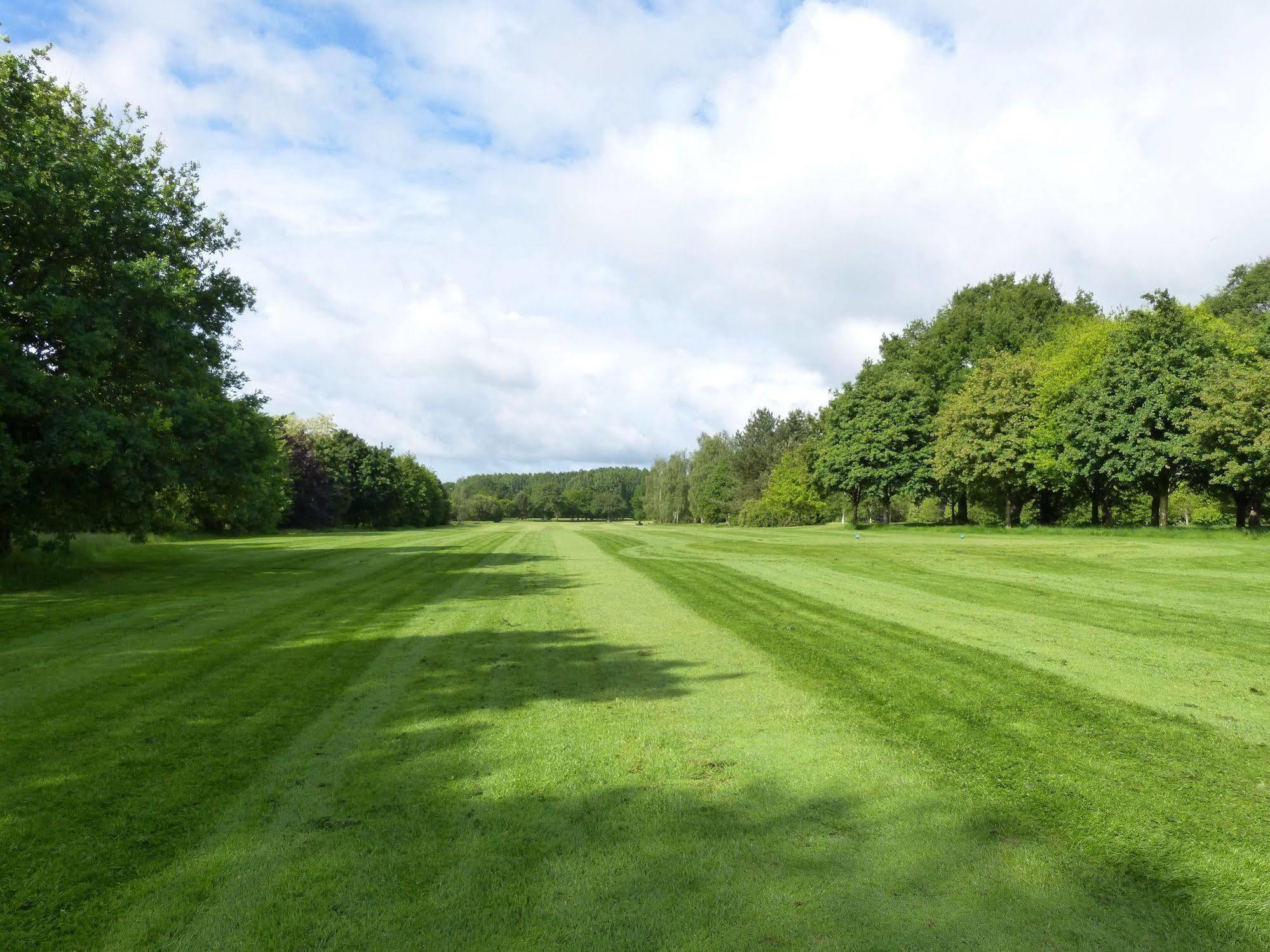 מלון Champigné Anjou Golf And Country Club מראה חיצוני תמונה