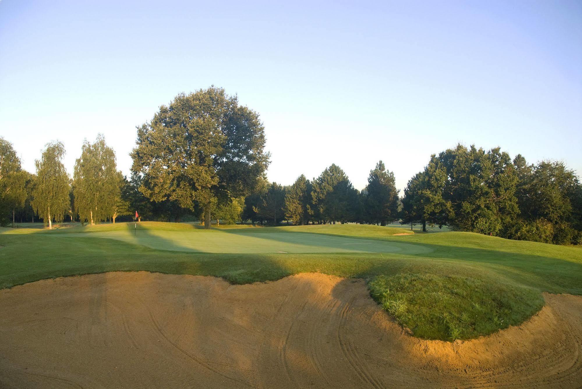 מלון Champigné Anjou Golf And Country Club מראה חיצוני תמונה